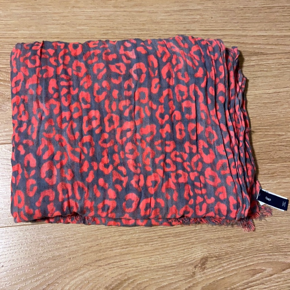 Beautiful funky leopard print pashmina